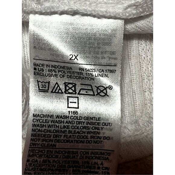 Old Navy White/ embroidery trim,  Knit Top Sz 2XL NWT - Picture 5 of 8